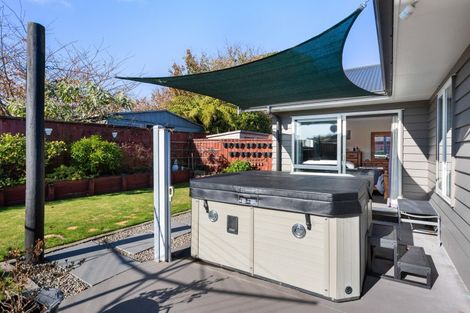 Photo of property in 22 Dreaver Drive, Waitara, 4320