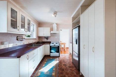 Photo of property in 71 Te Herekiekie Street, Turangi, 3334