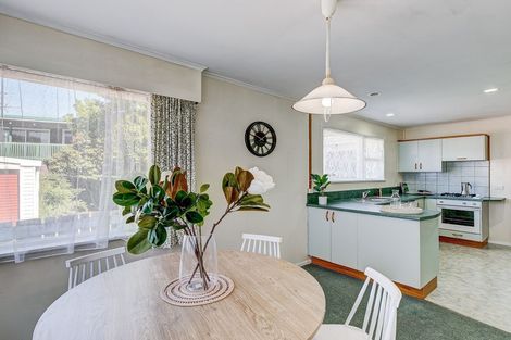 Photo of property in 4 Chesney Street, Avalon, Lower Hutt, 5011