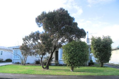 Photo of property in 210 Tudor Avenue, Mayfair, Hastings, 4122