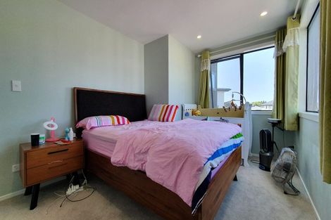 Photo of property in 40 Greenfinch Road, Hobsonville, Auckland, 0616