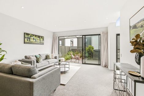 Photo of property in 20/6 Oswald Crescent, Paparangi, Wellington, 6037