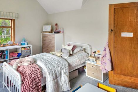 Photo of property in 27 Marina Grove, Hutt Central, Lower Hutt, 5010