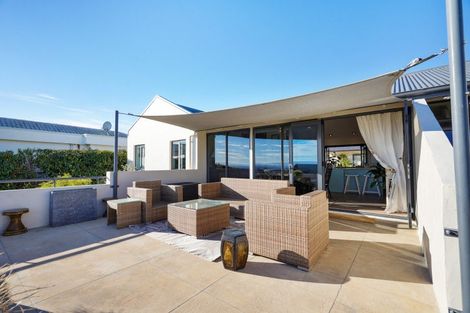 Photo of property in 1 Hikanui Place, Havelock North, 4130