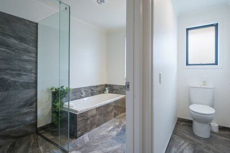 Photo of property in 8 Huntaway Close, Stoke, Nelson, 7011