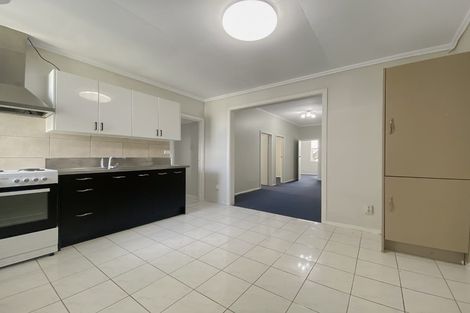 Photo of property in 60 Wilson Street, Newtown, Wellington, 6021