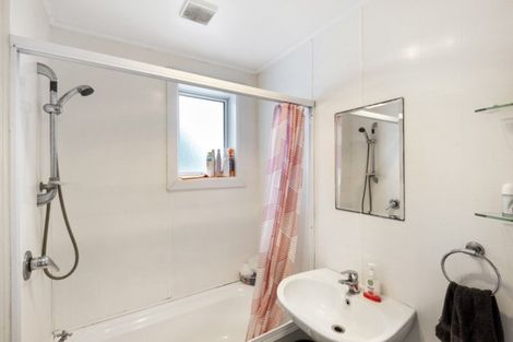 Photo of property in 140 Smith Street, Woolston, Christchurch, 8062