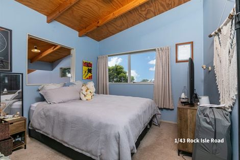 Photo of property in 43 Rock Isle Road, Torbay, Auckland, 0630