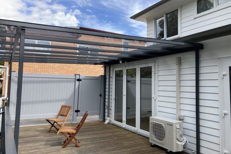 Photo of property in 54a Vandeleur Avenue, Birkdale, Auckland, 0626