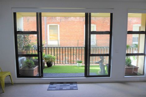 Photo of property in Maddison Apartments, 1/6f Queen Street, Palmerston North, 4410