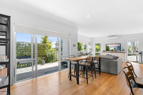 Photo of property in 8 Manuka Close, Mangawhai, 0505