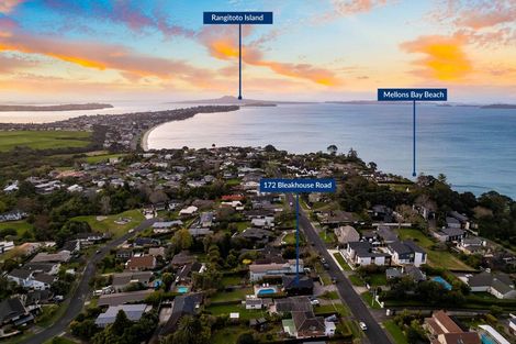 Photo of property in 172 Bleakhouse Road, Mellons Bay, Auckland, 2014