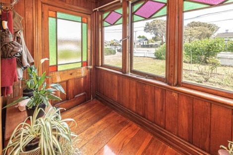 Photo of property in 70 Carlton Avenue, Tawhero, Whanganui, 4500