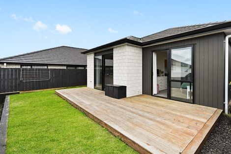 Photo of property in 24b Tokerau Drive, Rototuna North, 3210