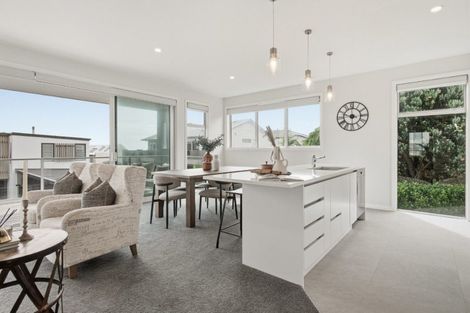 Photo of property in 6 Otira Close, Papamoa Beach, Papamoa, 3118