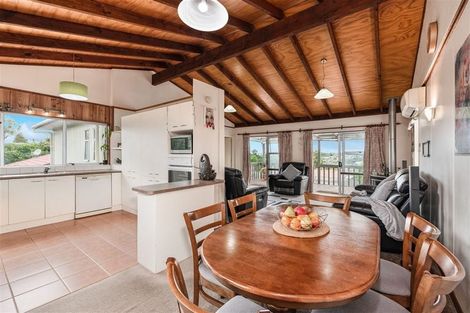 Photo of property in 4/89a Royal Road, Massey, Auckland, 0614