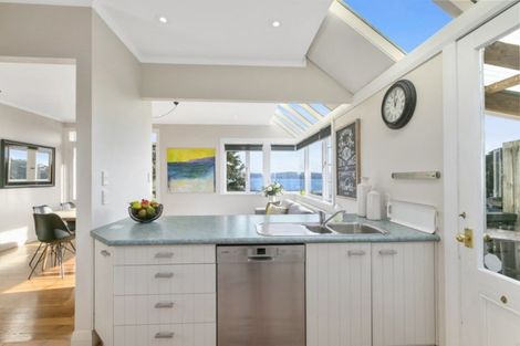Photo of property in 9 Korimako Road, Days Bay, Lower Hutt, 5013