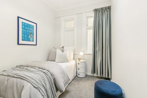 Photo of property in 36 Stone Street, Miramar, Wellington, 6022