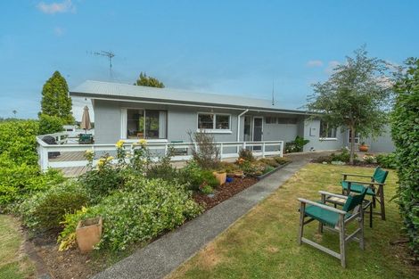 Photo of property in 18 Callard Place, Riverlea, Hamilton, 3216