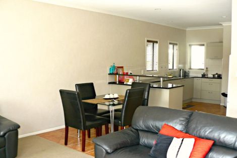 Photo of property in 9 Huntington Drive, Huntington Park, Auckland, 2013