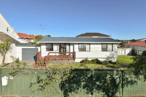 Photo of property in 2/29 Rogan Street, Mount Roskill, Auckland, 1041
