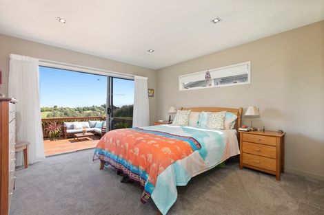 Photo of property in 19 Estuary View Road, Welcome Bay, Tauranga, 3112