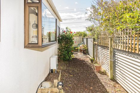 Photo of property in 9 Kawatiri Avenue, Gonville, Whanganui, 4501