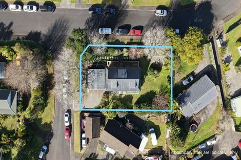 Photo of property in 2 Glendawn Place, Bayview, Auckland, 0629