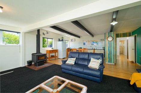 Photo of property in 19 South Bay Parade, South Bay, Kaikoura, 7300