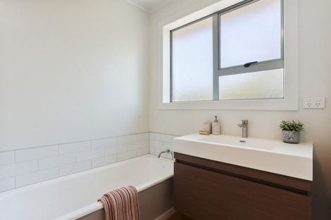 Photo of property in 175 Pages Road, Wainoni, Christchurch, 8061