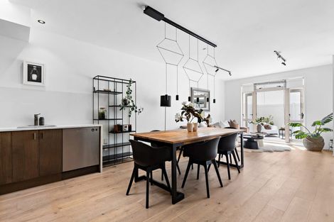 Photo of property in Henry Walton Flats, 7/2 Upper Queen Street, Auckland Central, Auckland, 1010