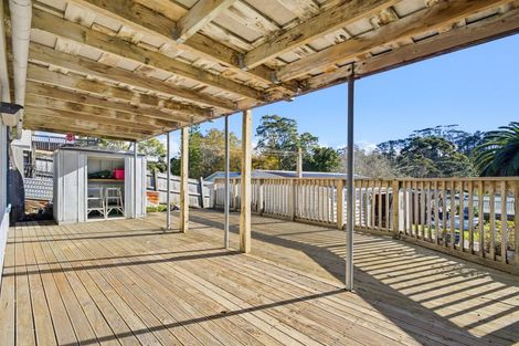 Photo of property in 29 Cedar Terrace, Stanmore Bay, Whangaparaoa, 0932