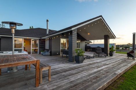 Photo of property in 9 Awatiro Drive, Kaukapakapa, 0871