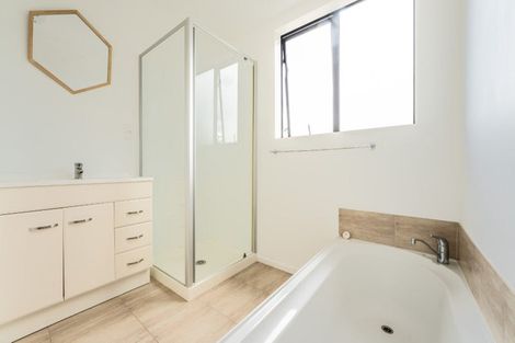 Photo of property in 72b Coxhead Road, Manurewa, Auckland, 2102