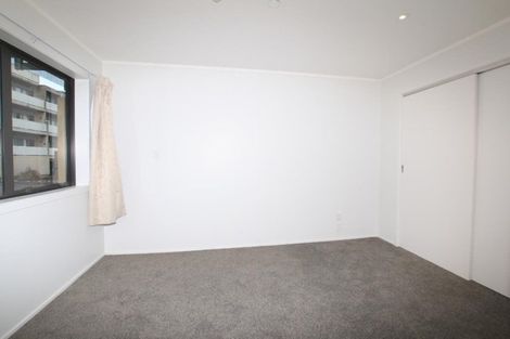 Photo of property in 6a/30 Westward Ho, Glen Eden, Auckland, 0602