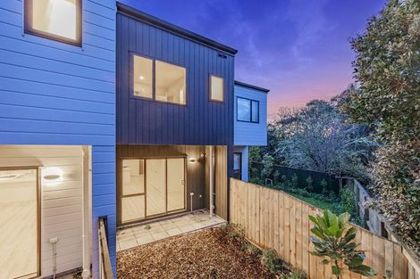 Photo of property in 67 Paetai Lane, Te Atatu Peninsula, 0610