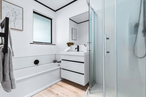 Photo of property in 37 Yvonne Street, Melville, Hamilton, 3206