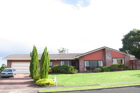 Photo of property in 2 William Bryan Drive, Half Moon Bay, Auckland, 2012