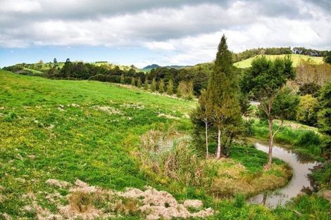 Photo of property in 10 Pa Hill Lane, Mangawhai, 0573