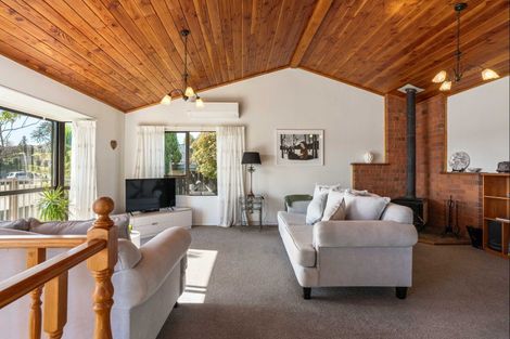 Photo of property in 100 Tobie Place, Whangamata, 3620