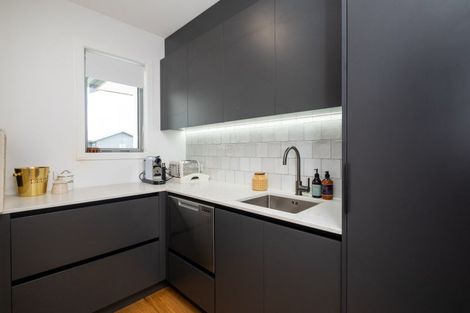 Photo of property in 7 Rangataiki Place, Awatoto, Napier, 4110