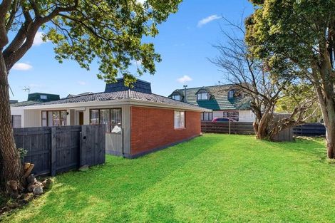 Photo of property in 3/10 Browns Road, Manurewa, Auckland, 2102