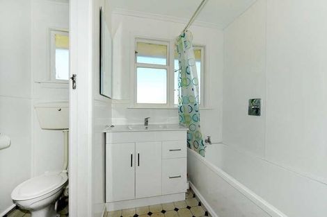 Photo of property in 2 Aileen Place, Upper Riccarton, Christchurch, 8041