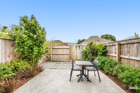 Photo of property in 25 Ron Deal Way, Epuni, Lower Hutt, 5011