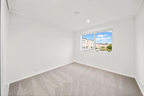 Photo of property in 3 Matairangi Avenue, Totara Heights, Auckland, 2105