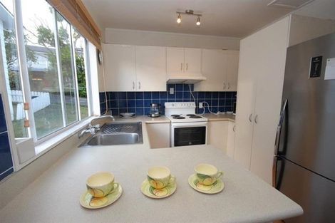 Photo of property in 2/28 Noeleen Street, Glenfield, Auckland, 0629