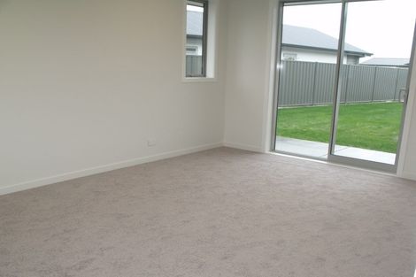 Photo of property in 19 Ruahine Road, Poraiti, Napier, 4112