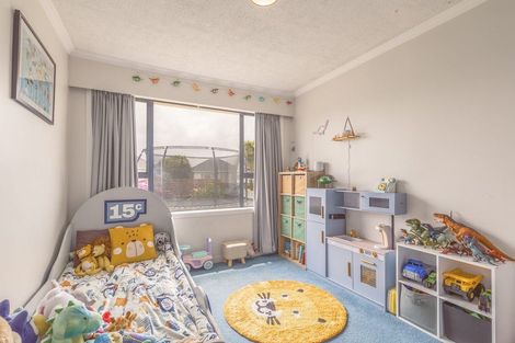 Photo of property in 33 Aurora Street, Hei Hei, Christchurch, 8042