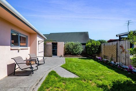 Photo of property in 273/1 Mangorei Road, Merrilands, New Plymouth, 4312