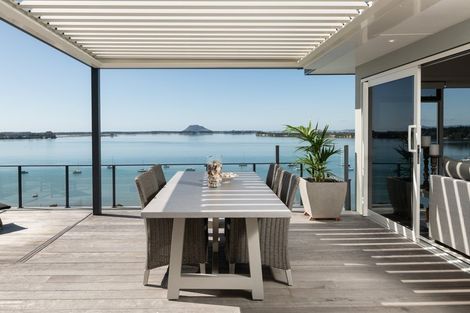 Photo of property in 69 Harbour View Road, Omokoroa, 3114